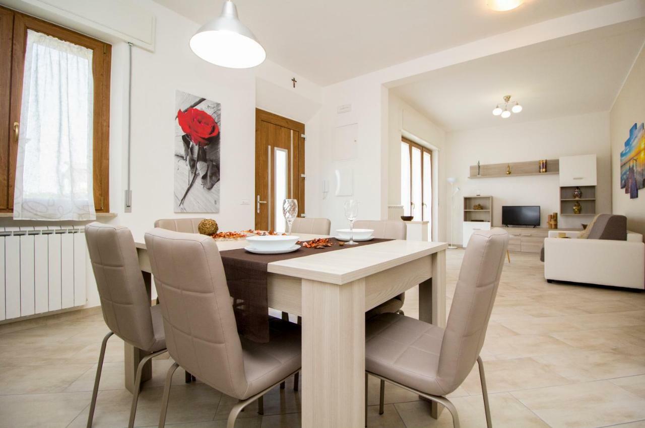 Innpisarentals - Charming Countryside Apartment Madonna dell'Acqua Luaran gambar